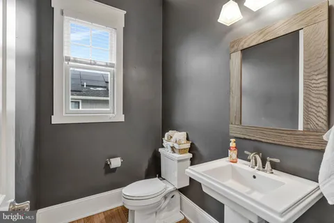 $2,695,000 | 362 Park Street Northeast, Vienna, VA 22180