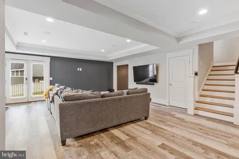 $2,695,000 | 362 Park Street Northeast, Vienna, VA 22180