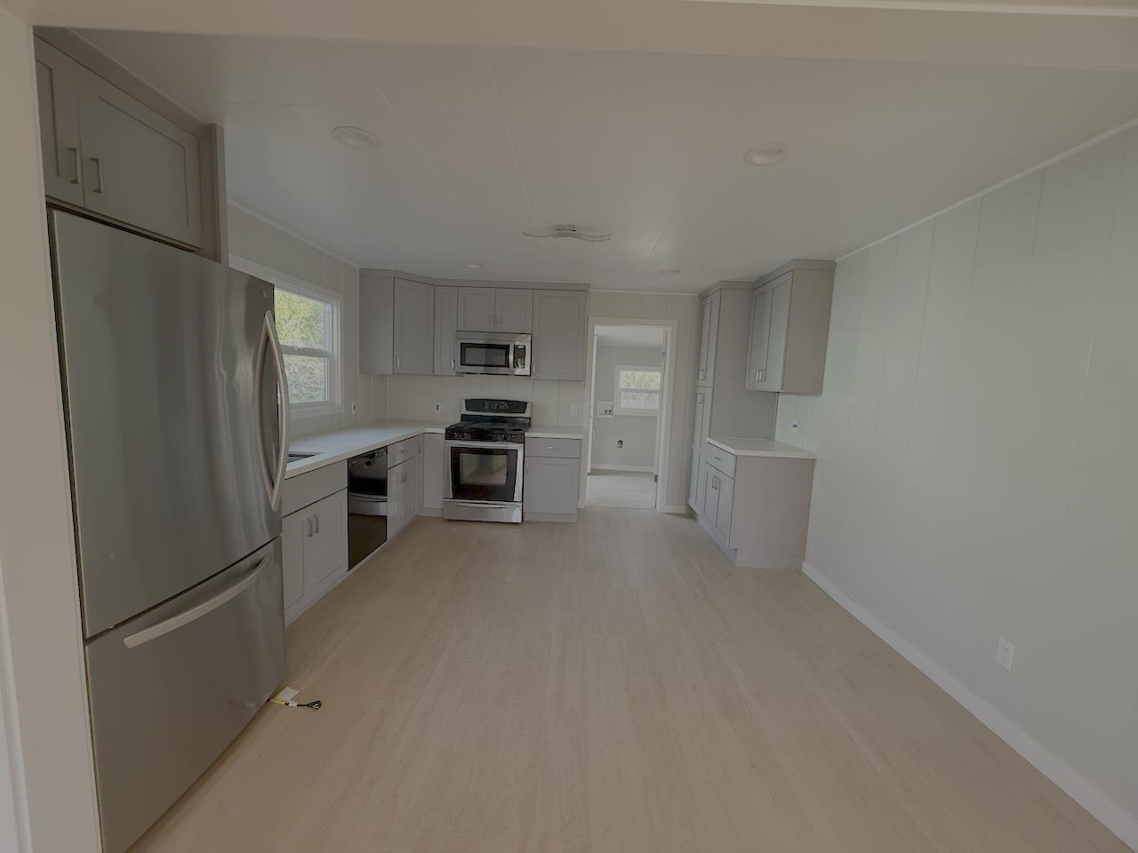 1324 Trenary Way Modesto, CA 95354 - Photo 6 of 17