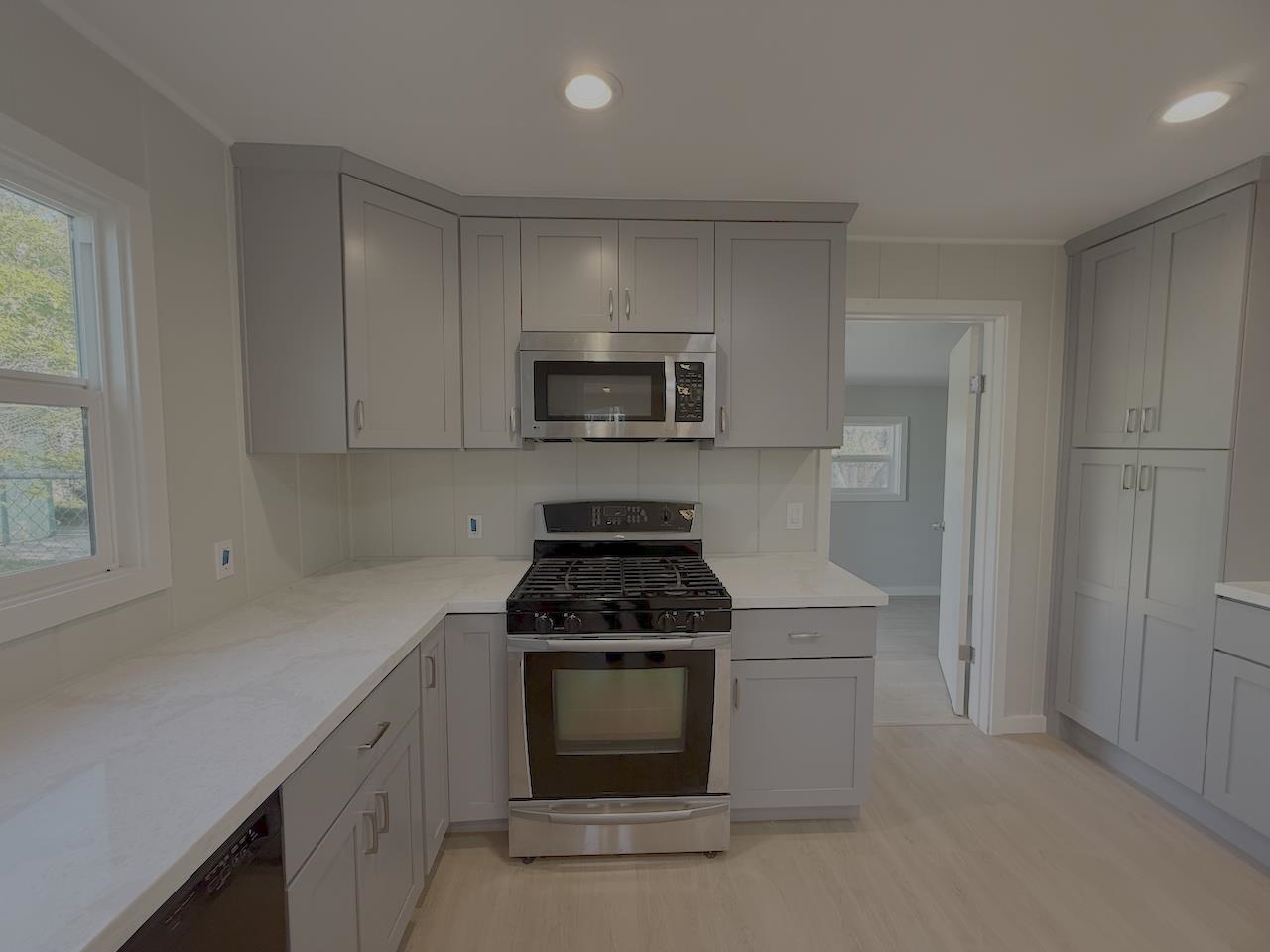 1324 Trenary Way Modesto, CA 95354 - Photo 7 of 17