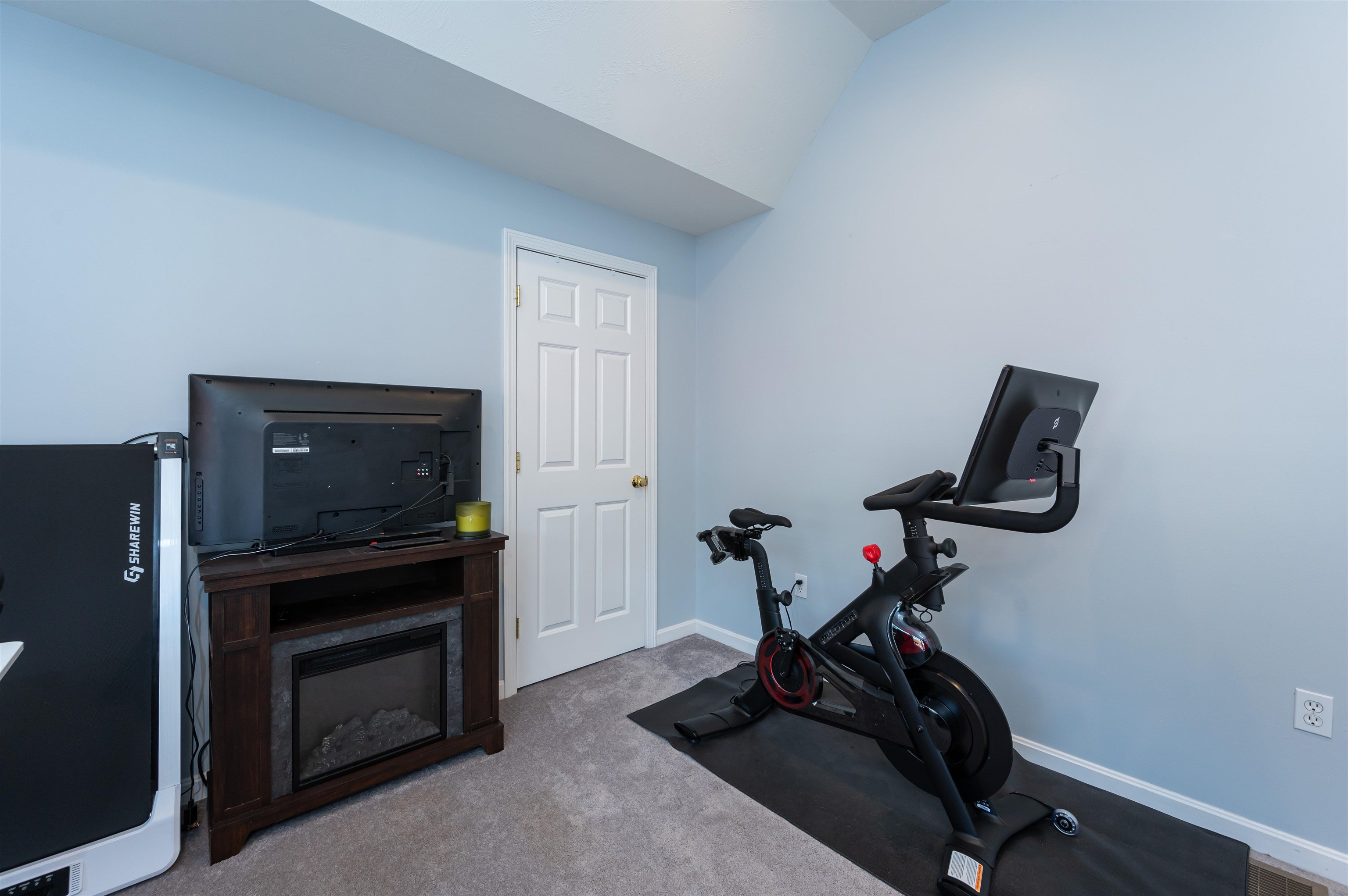 25 Hackett Hill Road Manchester, NH 03102 - Photo 23 of 40 Gallery Image 23