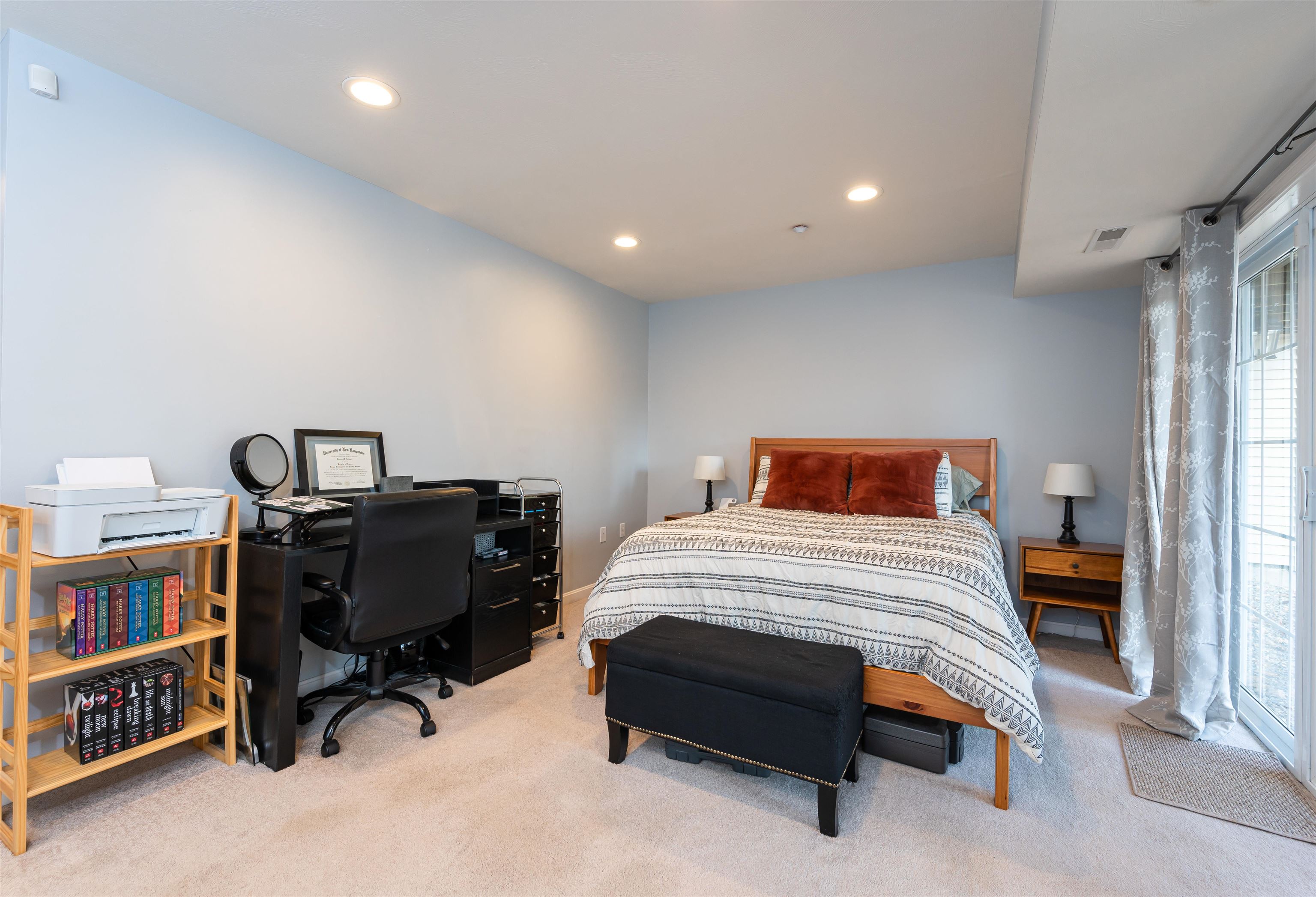 25 Hackett Hill Road Manchester, NH 03102 - Photo 27 of 40 Gallery Image 27