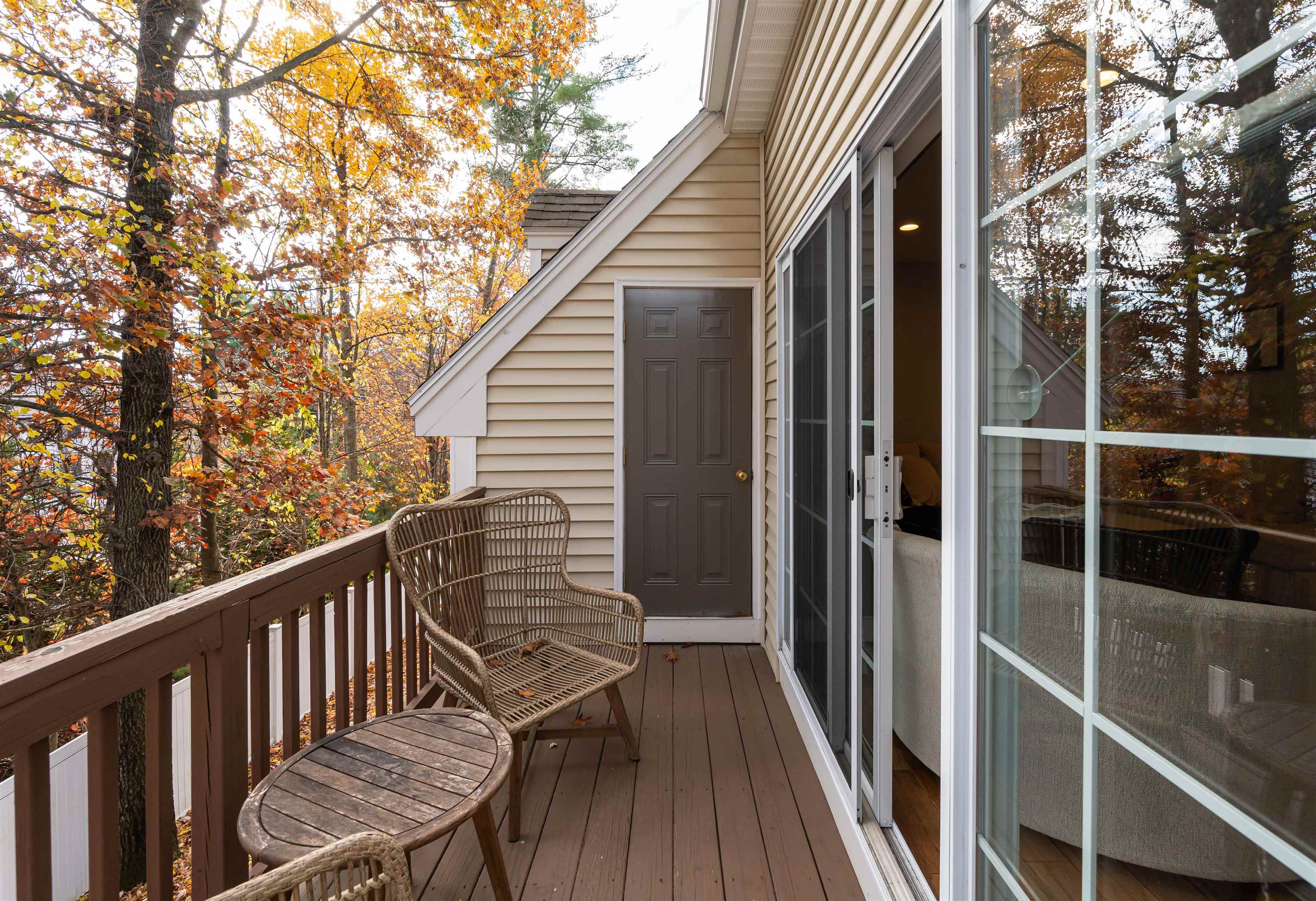 25 Hackett Hill Road Manchester, NH 03102 - Photo 4 of 40 Gallery Image 4
