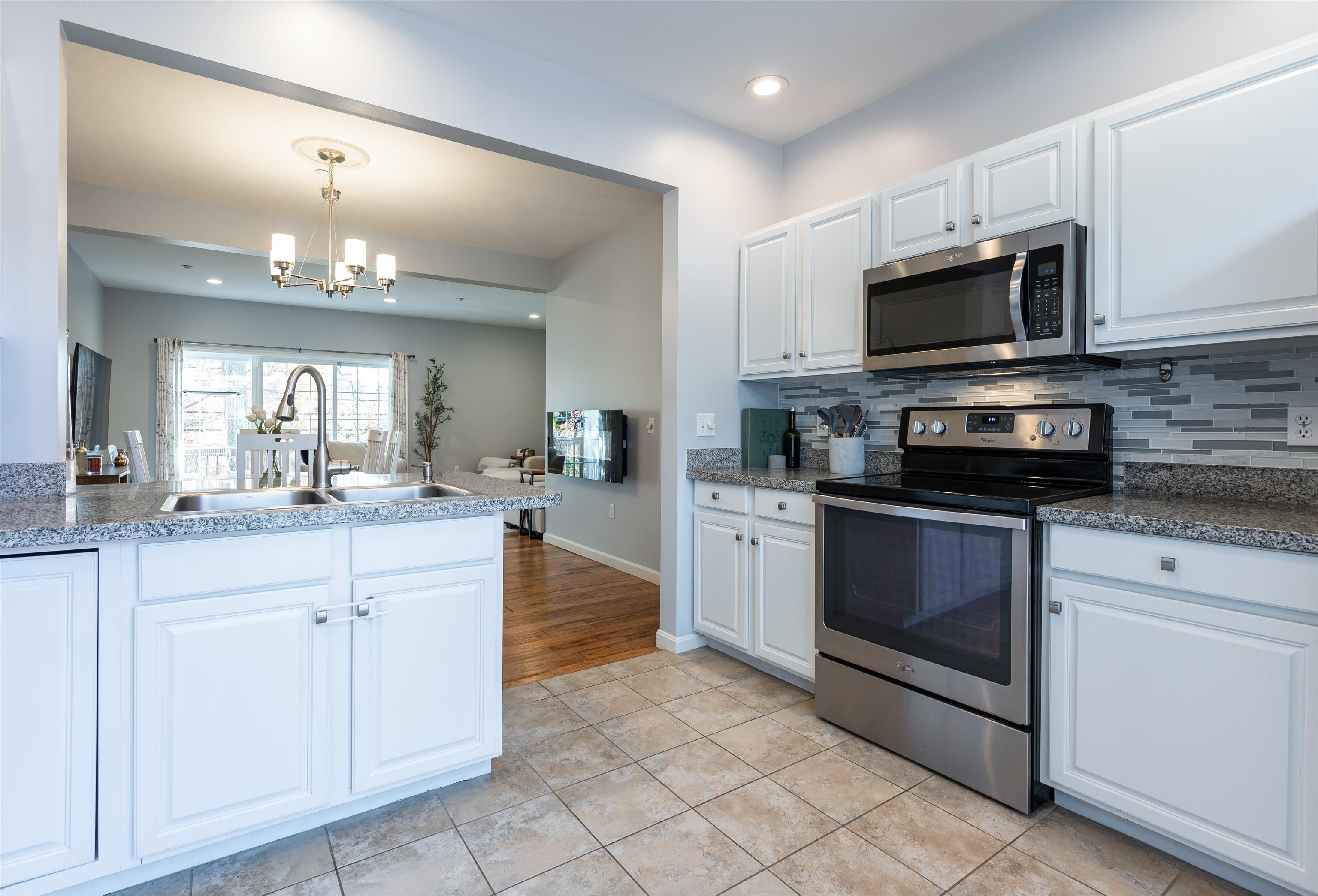 25 Hackett Hill Road Manchester, NH 03102 - Photo 9 of 40 Gallery Image 9