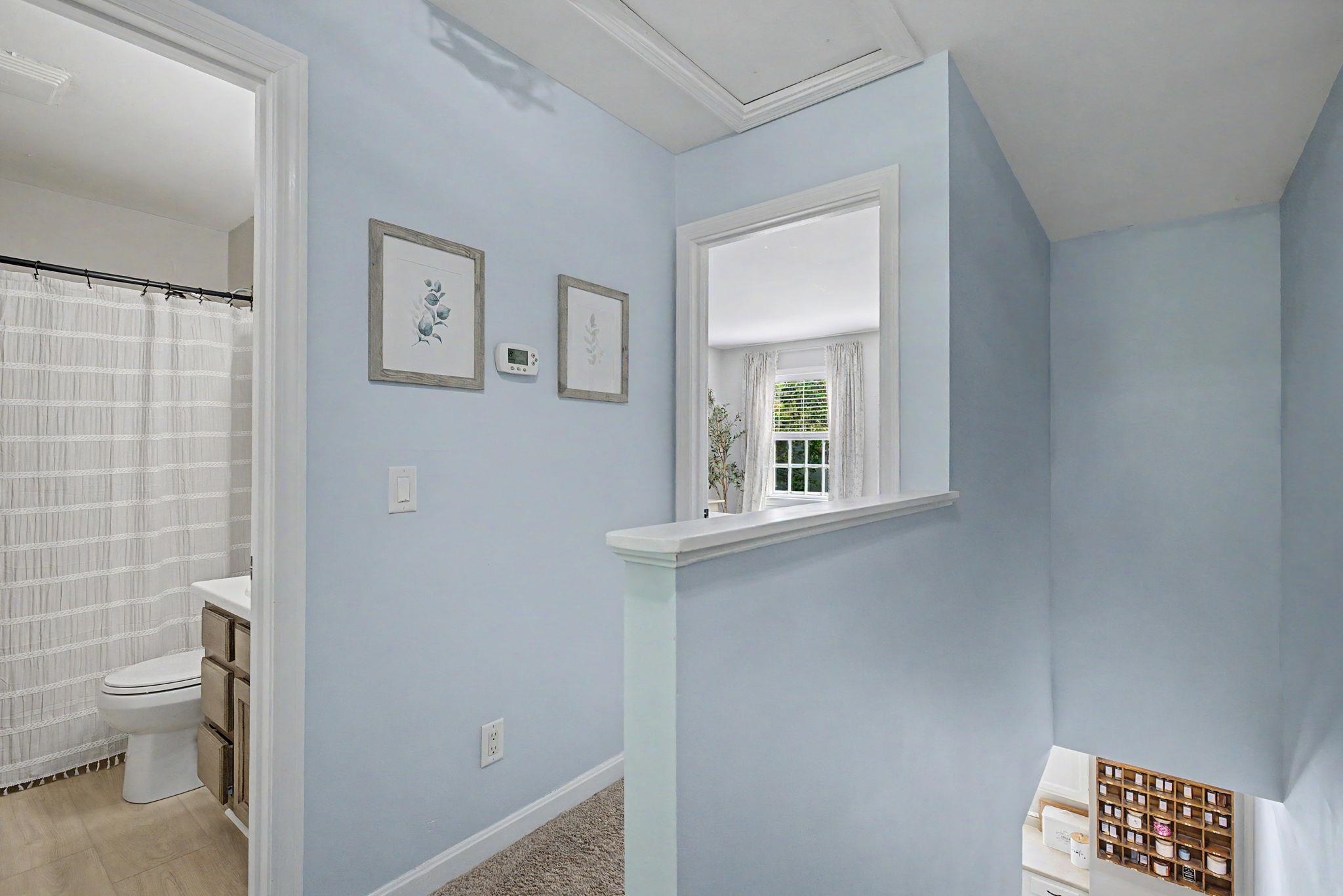 1029 South Mammoth Road, Unit 15 Manchester, NH 03109 - Photo 13 of 37