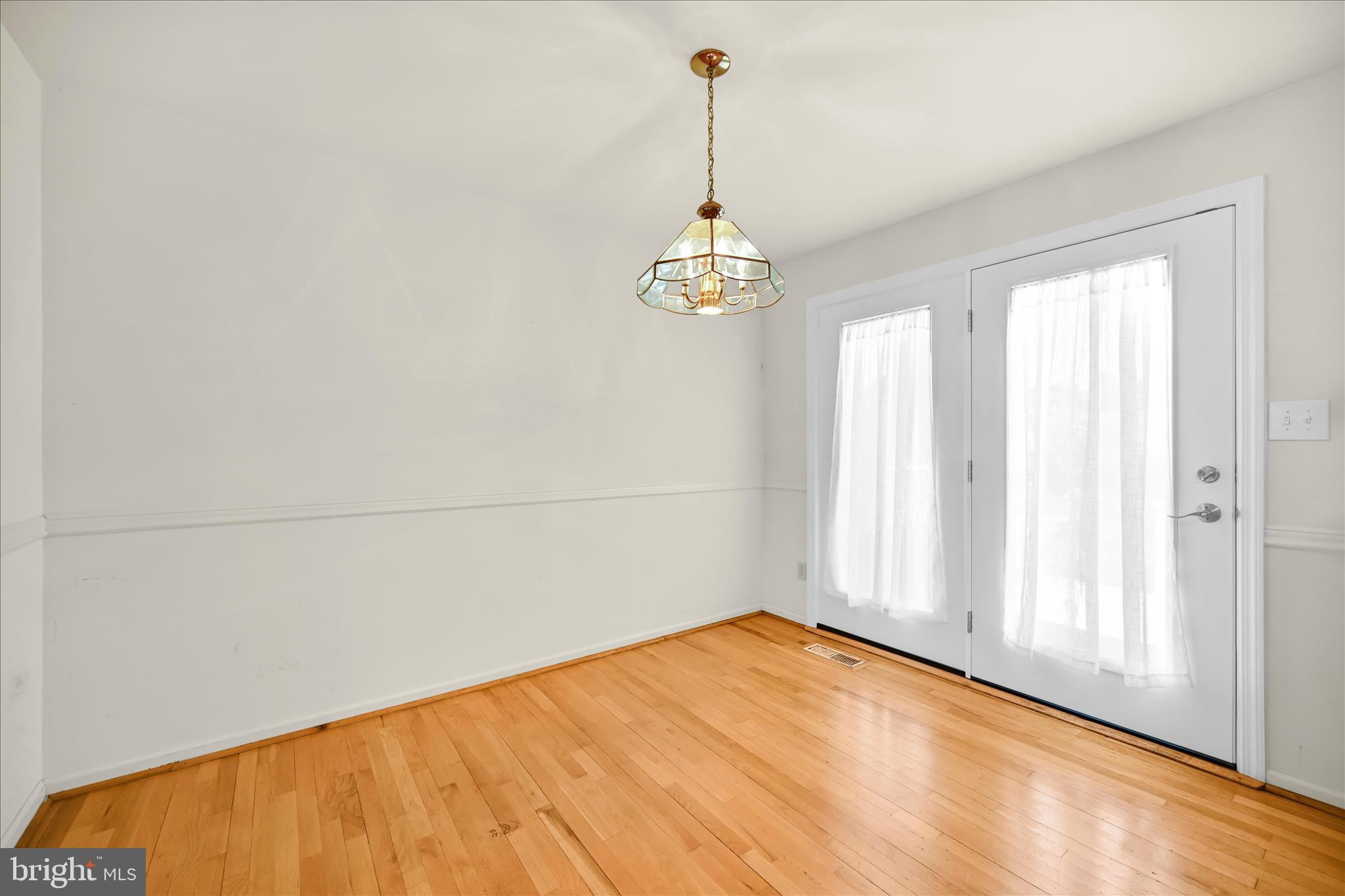 48 Pennwick Drive Lititz, PA 17543 - Photo 10 of 30 Dining Area