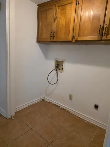 $1,750 | 136 Richard Lane, Azle, TX 76020