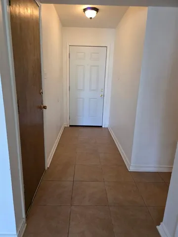 $1,750 | 136 Richard Lane, Azle, TX 76020