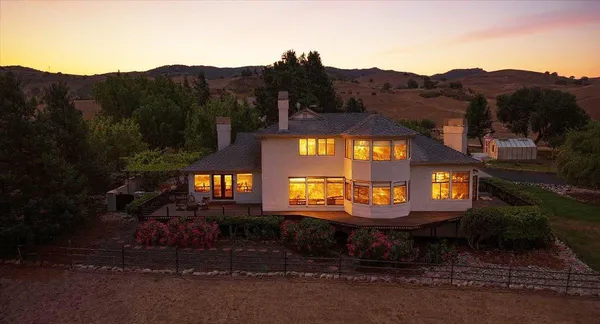 $1,775,000 | 275 Nicholson Drive, Hollister, CA 95023