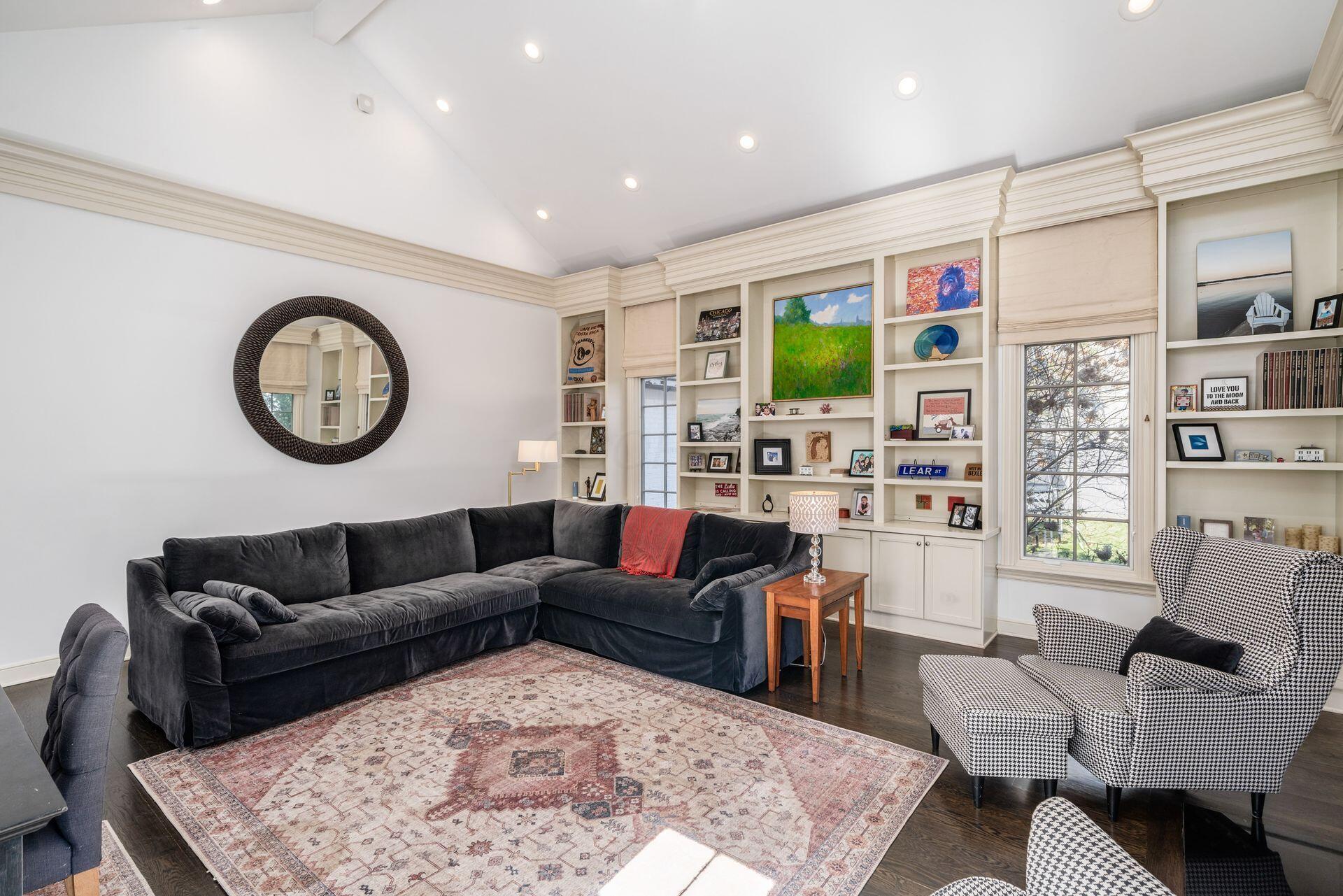 250 Ashbourne Road Bexley, OH 43209 - Photo 25 of 73 Great Room