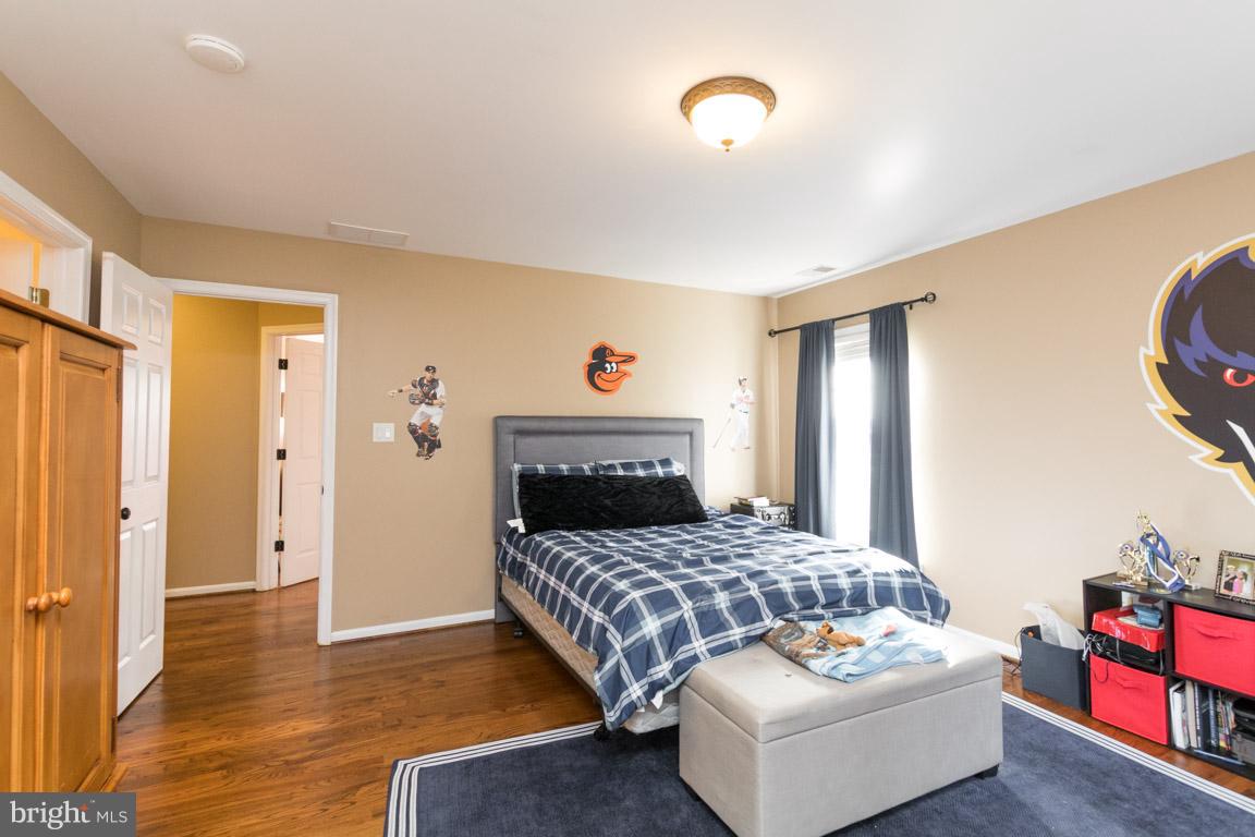 4838 Wentz Road Manchester, MD 21102 - Photo 24 of 28 Bedroom with separate bathroom