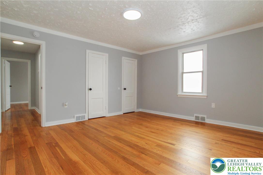 1459 Easton Road Hellertown, PA 18055 - Photo 16 of 38