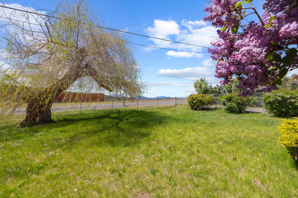 5851 Wocus Road Klamath Falls, OR 97601 - Photo 23 of 30 5851WocusRd-6