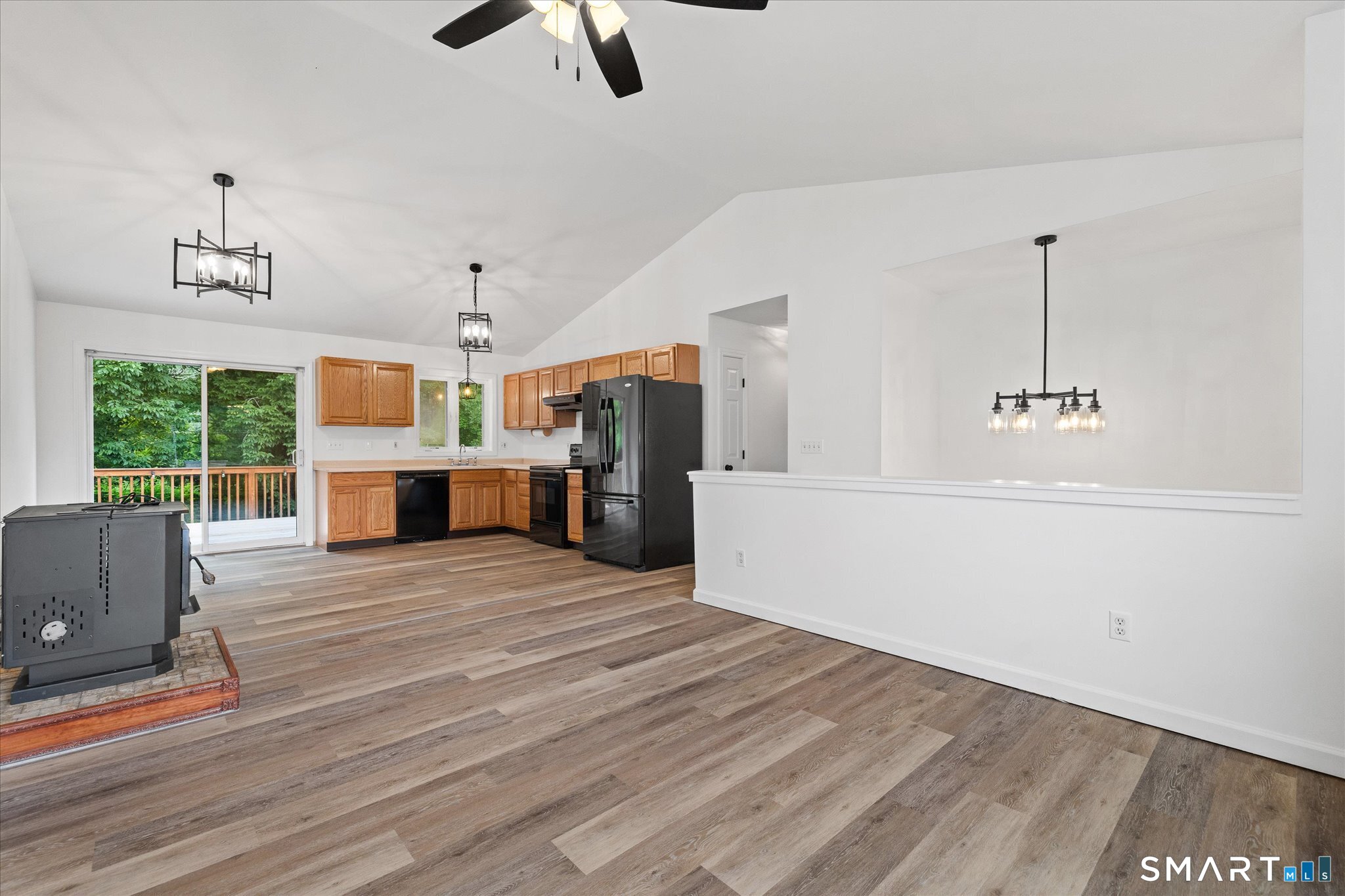 25 Horse Hill Road Killingly, CT 06239 - Photo 4 of 30