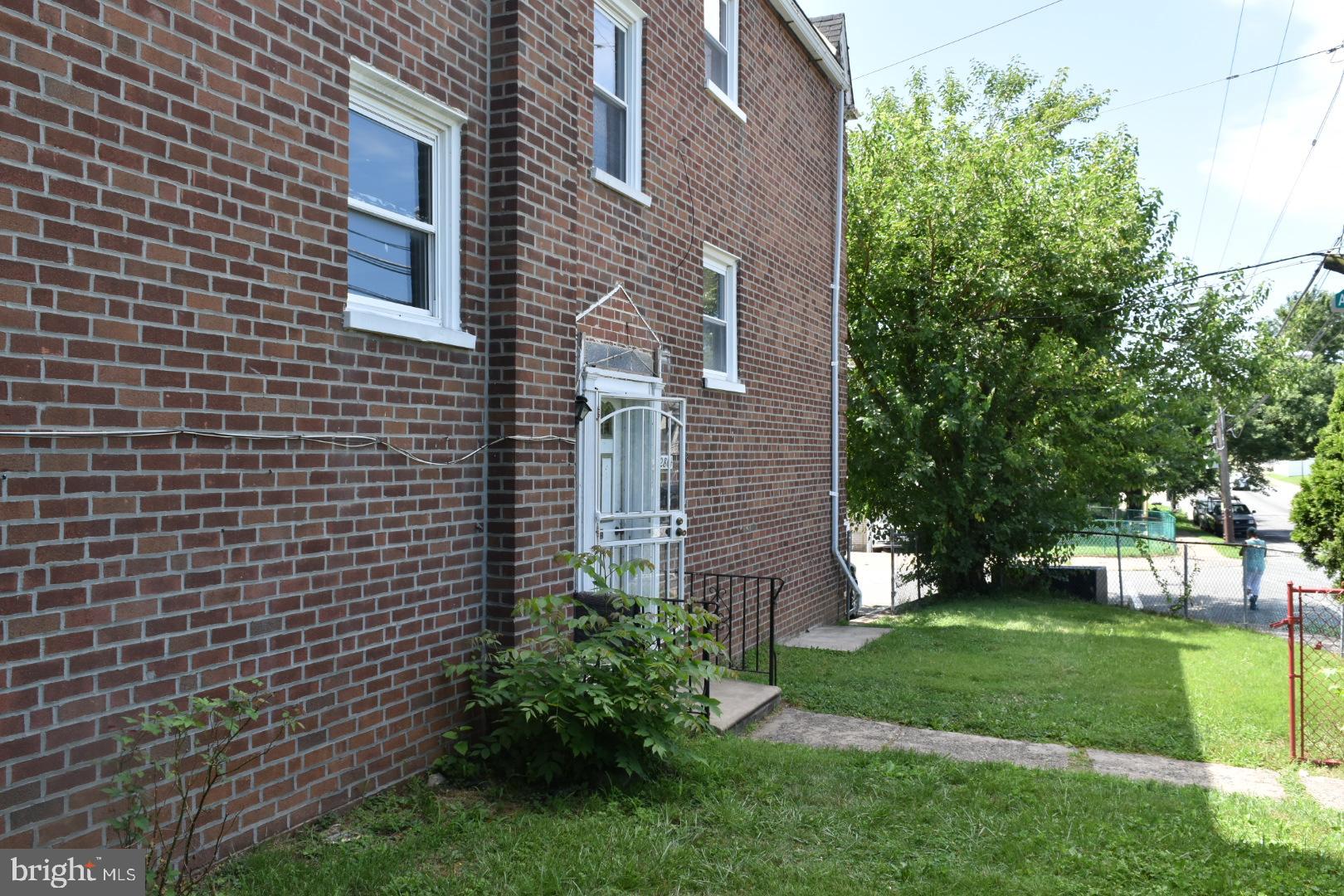 2801 Angus Road Philadelphia, PA 19114 - Photo 3 of 18