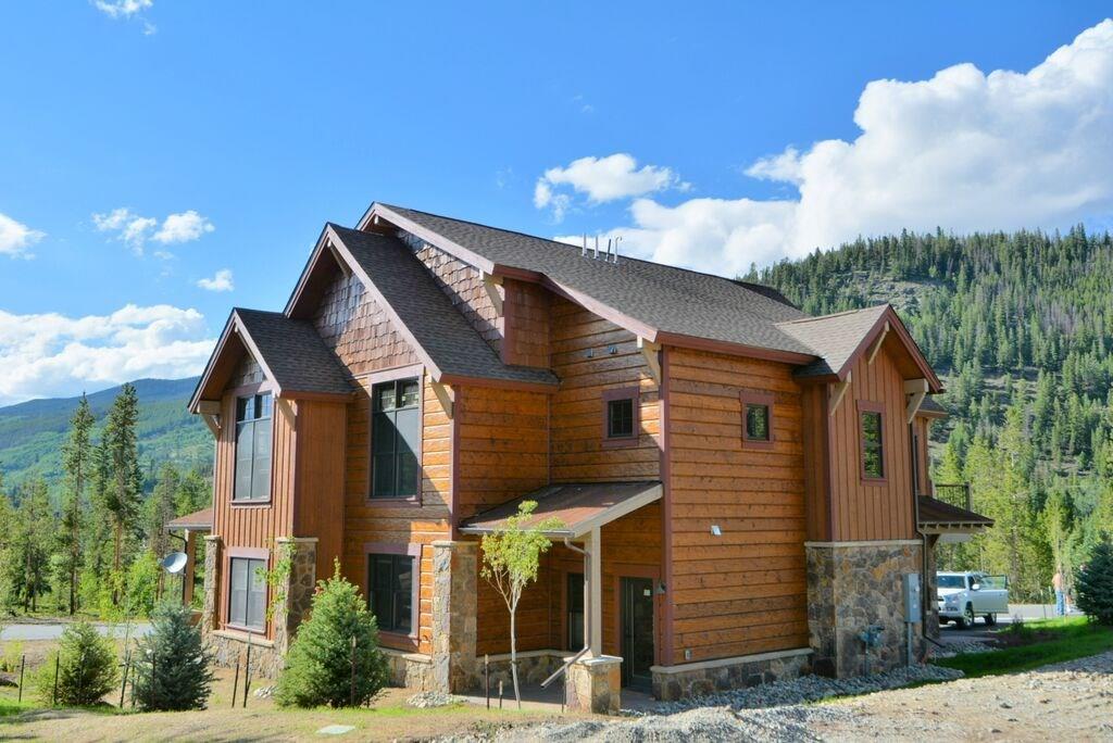 721 Independence Road, Unit 13A Keystone, CO 80435 - Photo 2 of 25 a front view of a house with a yard