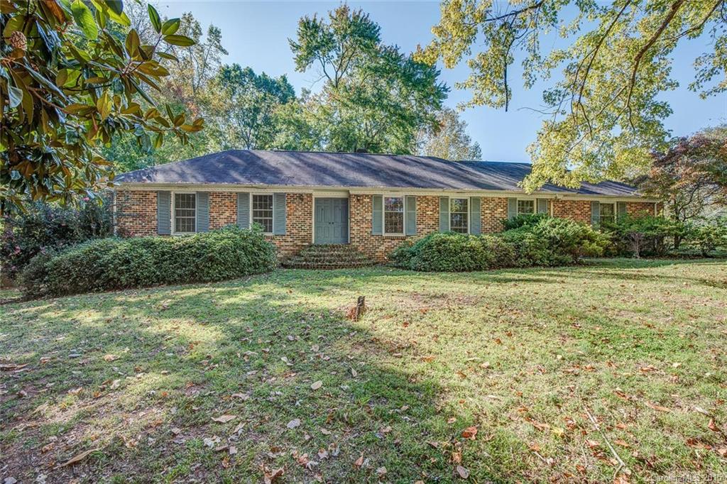 1533 Springlake Road York, SC 29745 - Photo 1 of 23