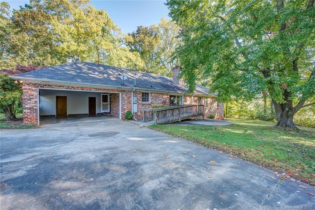 1533 Springlake Road York, SC 29745 - Photo 19 of 23