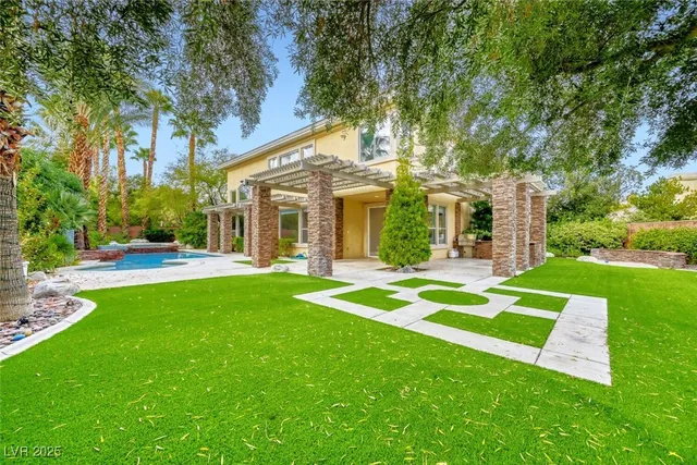 $7,200 | 136 South Buteo Woods Lane, Las Vegas, NV 89144