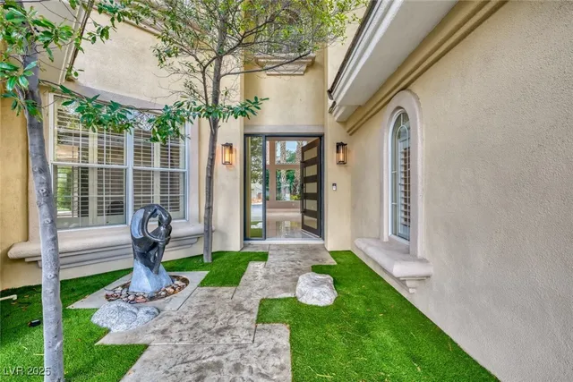 $7,200 | 136 South Buteo Woods Lane, Las Vegas, NV 89144