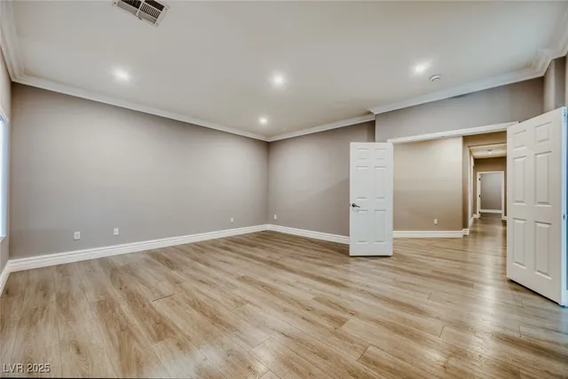 $7,200 | 136 South Buteo Woods Lane, Las Vegas, NV 89144