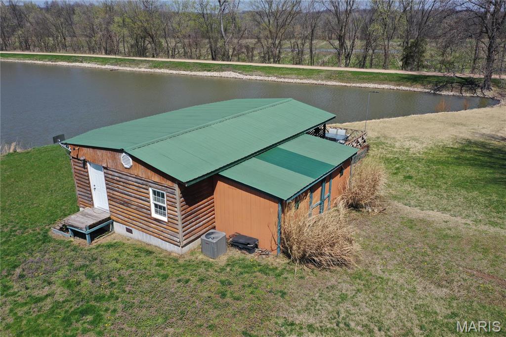 1920 Choctaw Path Hermann, MO 65041 - Photo 3 of 22