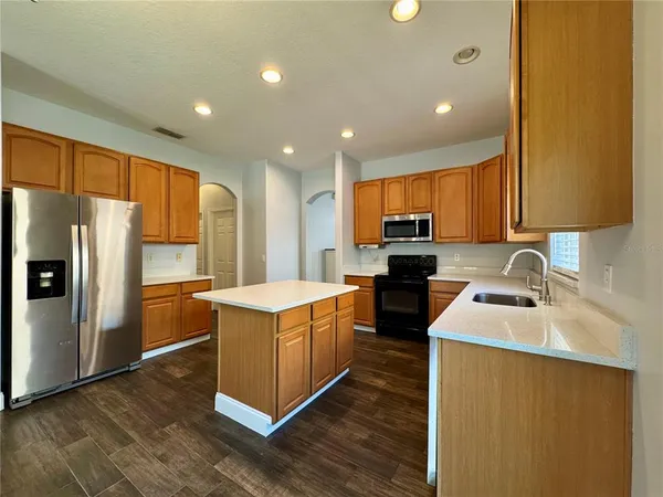 $2,950 | 9975 Indigo Bay Circle, Orlando, FL 32832