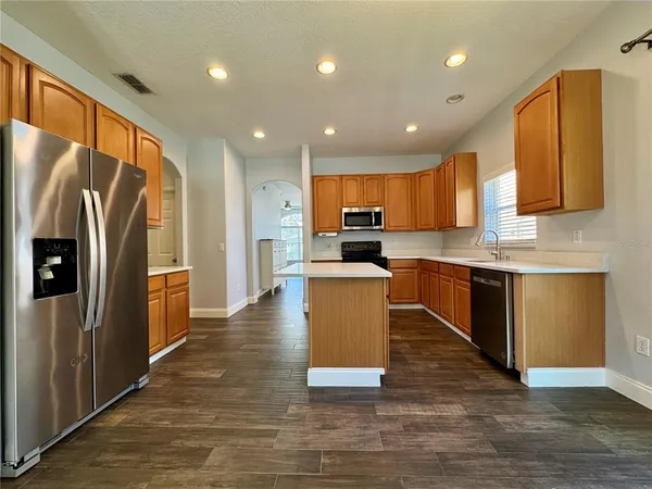 $2,950 | 9975 Indigo Bay Circle, Orlando, FL 32832