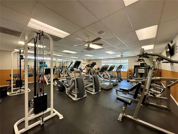 $2,950 | 9975 Indigo Bay Circle, Orlando, FL 32832