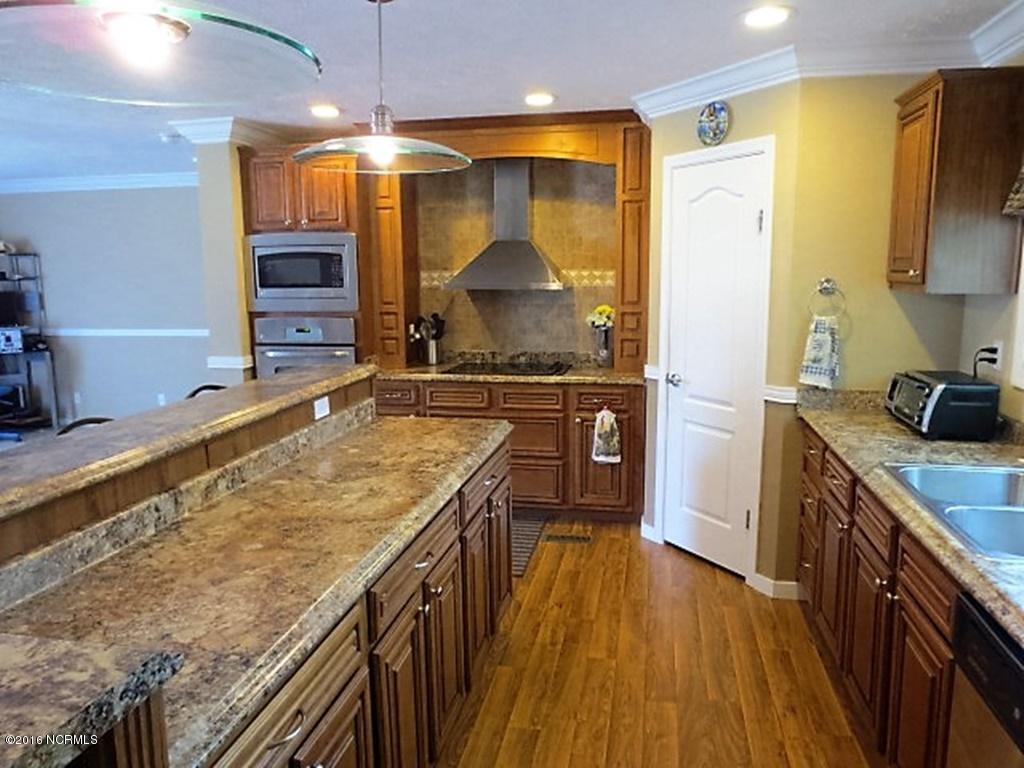 3568 Voa Road Washington, NC 27889 - Photo 8 of 11 008 Kitchen View 3
