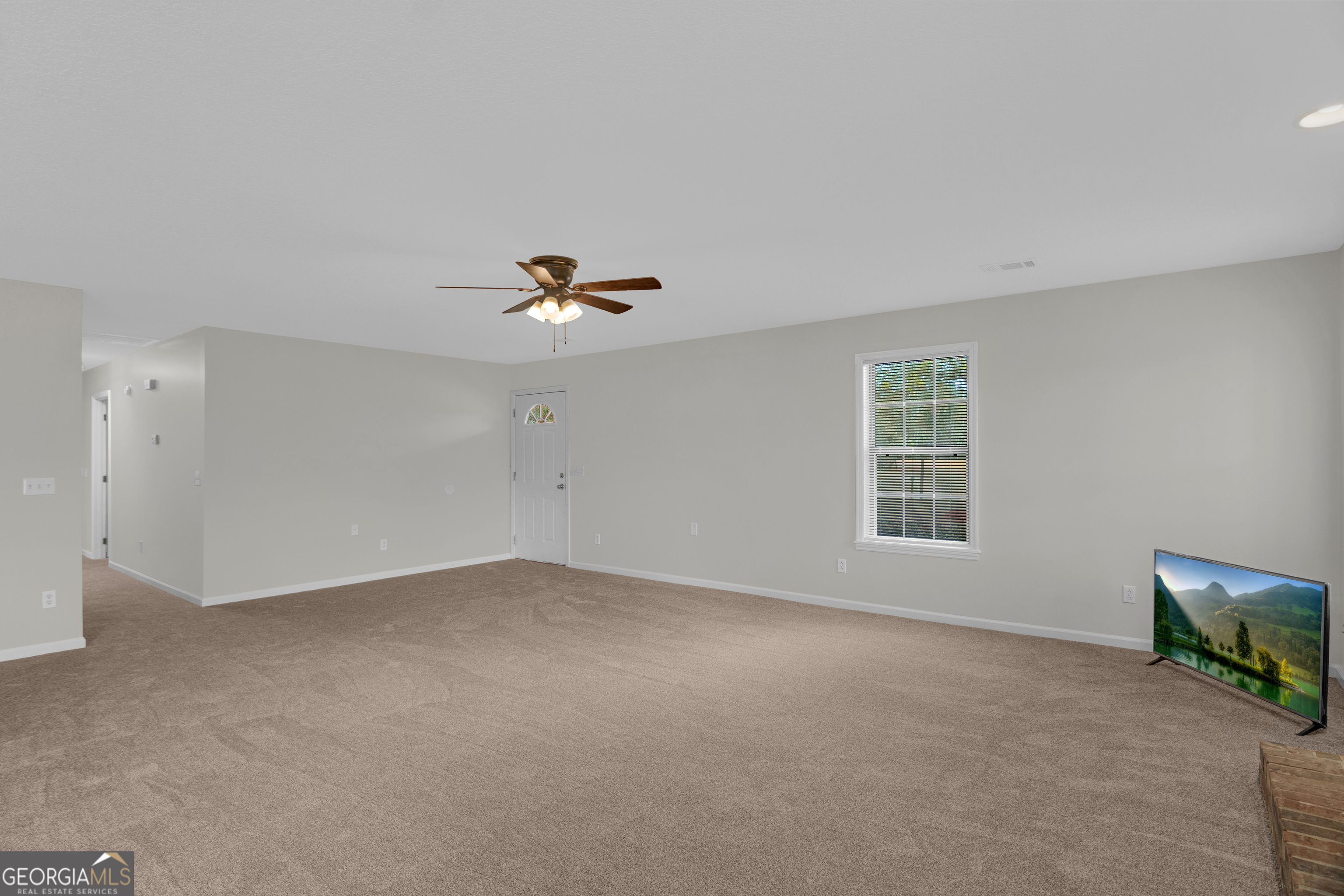 52 Northgate Lane Collins, GA 30421 - Photo 4 of 37 Gallery Image 4