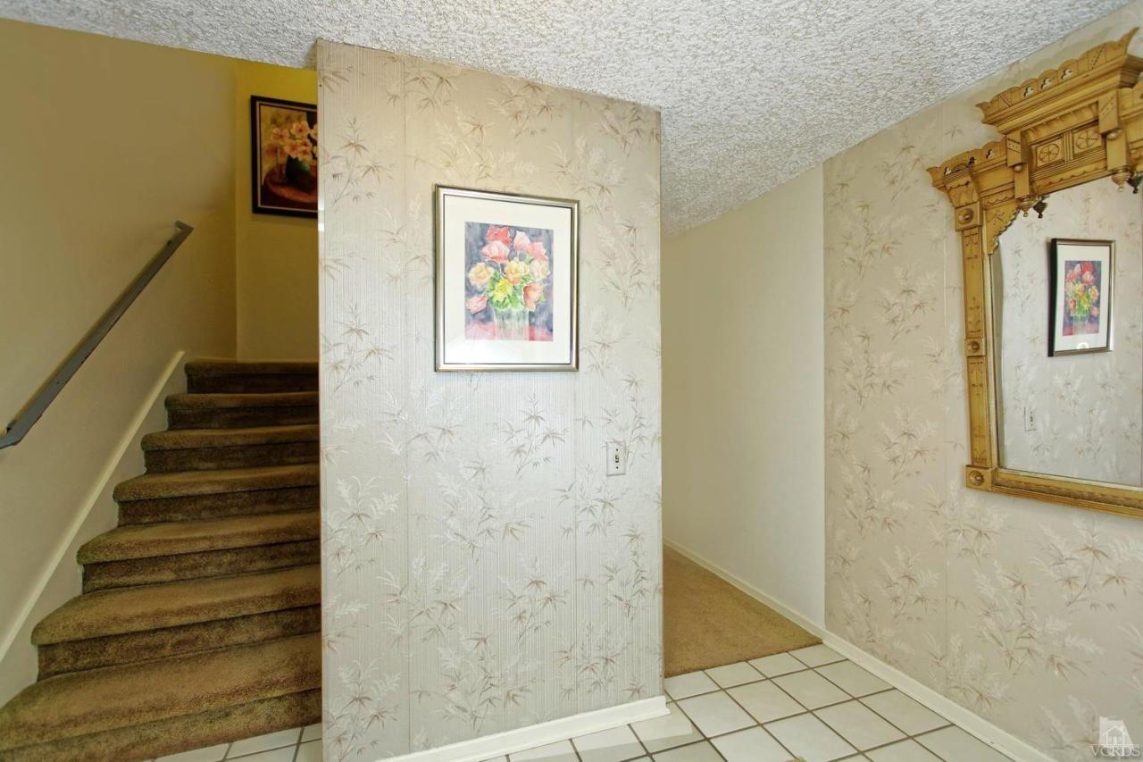 5414 Parkmor Road Calabasas, CA 91302 - Photo 16 of 58 a view of an entryway