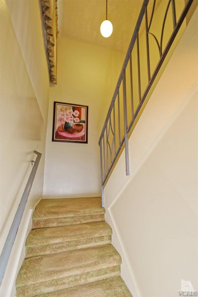 5414 Parkmor Road Calabasas, CA 91302 - Photo 17 of 58 a view of entryway