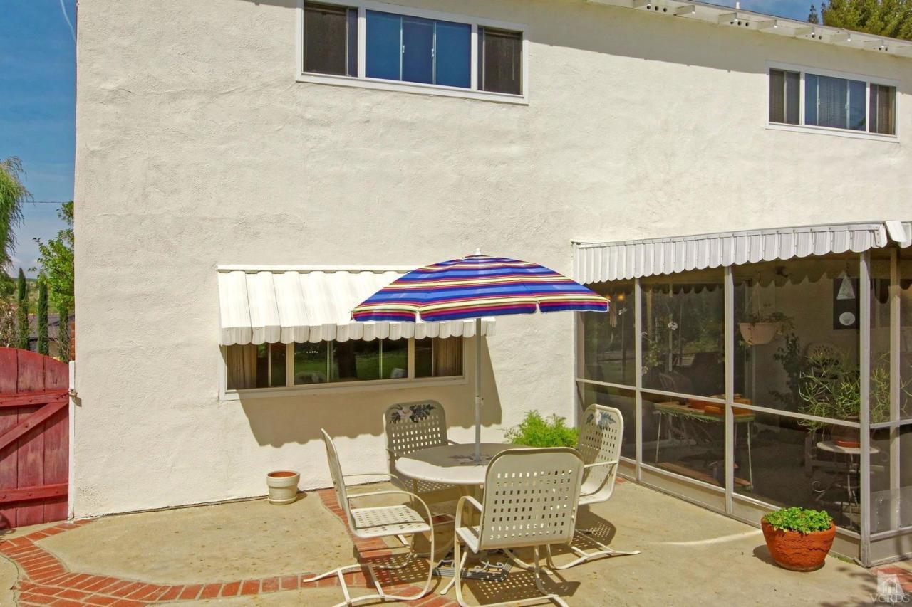 5414 Parkmor Road Calabasas, CA 91302 - Photo 47 of 58 a view of balcony and patio