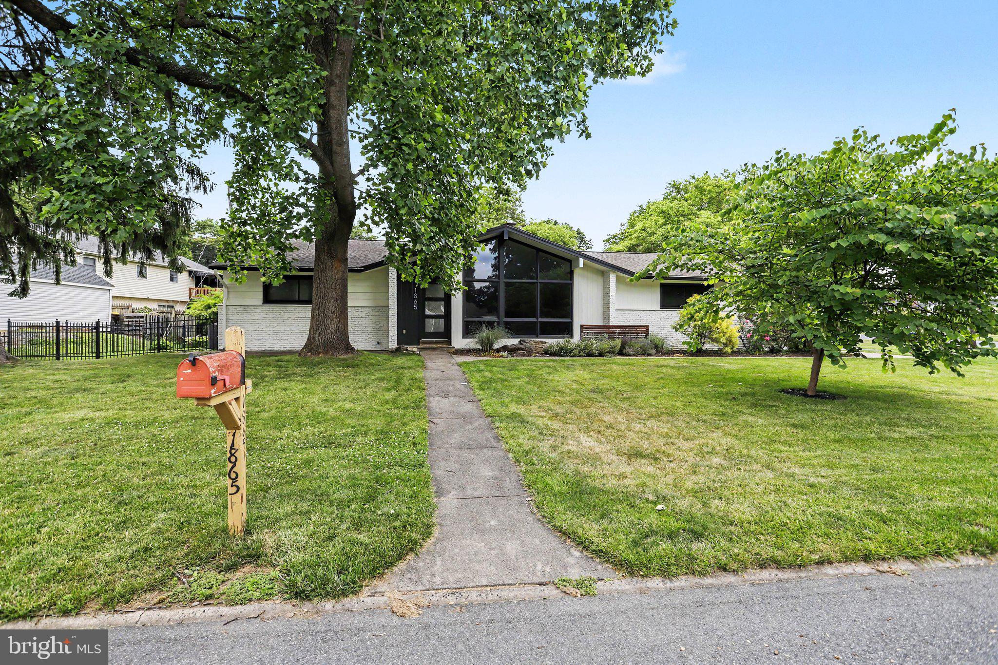 1865 Nanticoke Road Lancaster, PA 17601 - Photo 2 of 32 Gallery Image 2