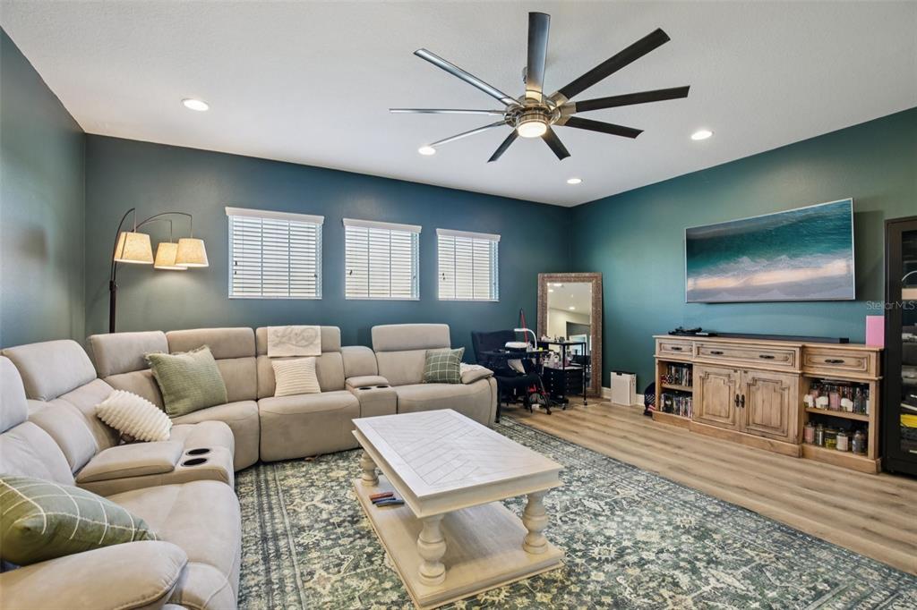 7112 Paradiso Drive Apollo Beach, FL 33572 - Photo 15 of 39