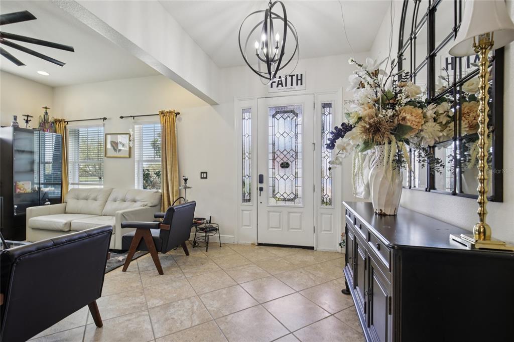 7112 Paradiso Drive Apollo Beach, FL 33572 - Photo 4 of 39