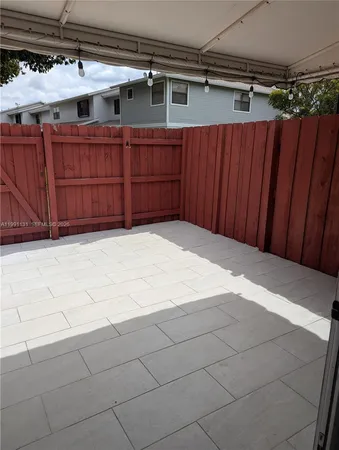 $2,800 | 641 Northwest 105th Way, Unit 641, Pembroke Pines, FL 33026