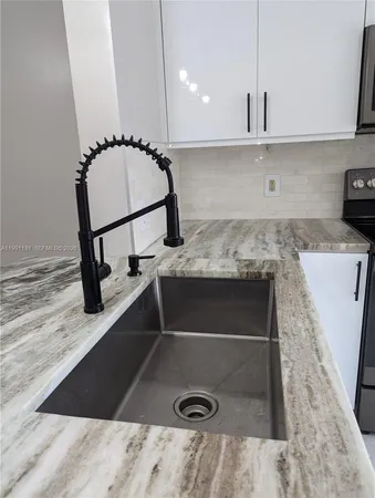 $2,800 | 641 Northwest 105th Way, Unit 641, Pembroke Pines, FL 33026