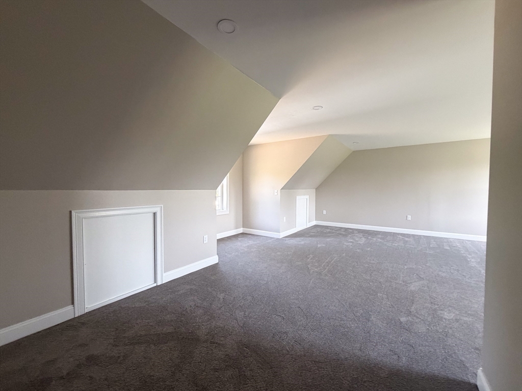 555 Neck Road Lancaster, MA 01523 - Photo 20 of 30