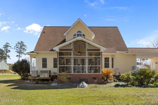 $475,000 | 1052 North Creek Drive, Bath, NC 27808