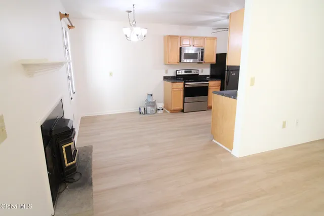 $290,000 | 20 Heartwood Court, Clifton Park, NY 12065