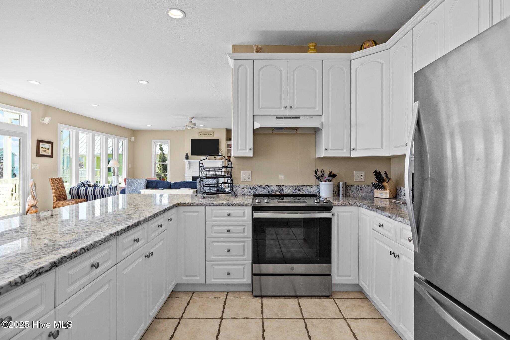 9711 Dolphin Ridge Road Emerald Isle, NC 28594 - Photo 11 of 26 Gallery Image 11