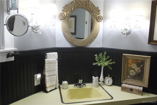 $299,900 | 78 Evans Street, Amherst, NY 14221