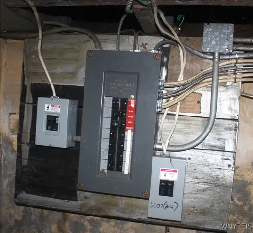 $299,900 | 78 Evans Street, Amherst, NY 14221