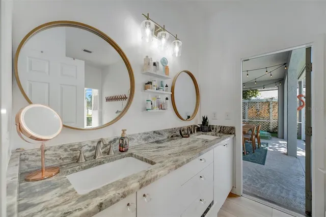 $624,000 | 5390 Matthew Court, Sarasota, FL 34231