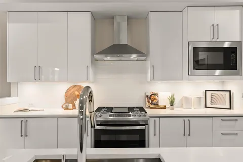 $680,000 | 33475 Three Lakes Lane, Black Diamond, WA 98010