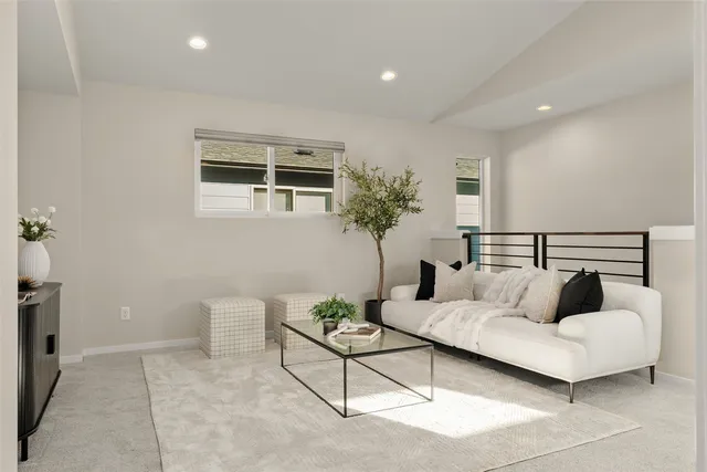 $680,000 | 33475 Three Lakes Lane, Black Diamond, WA 98010