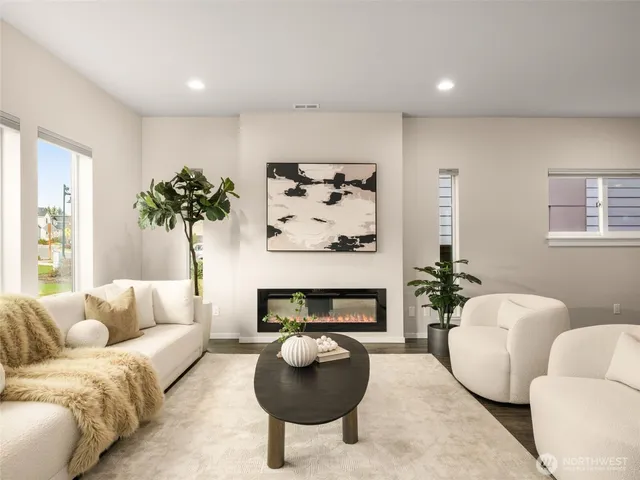 $680,000 | 33475 Three Lakes Lane, Black Diamond, WA 98010