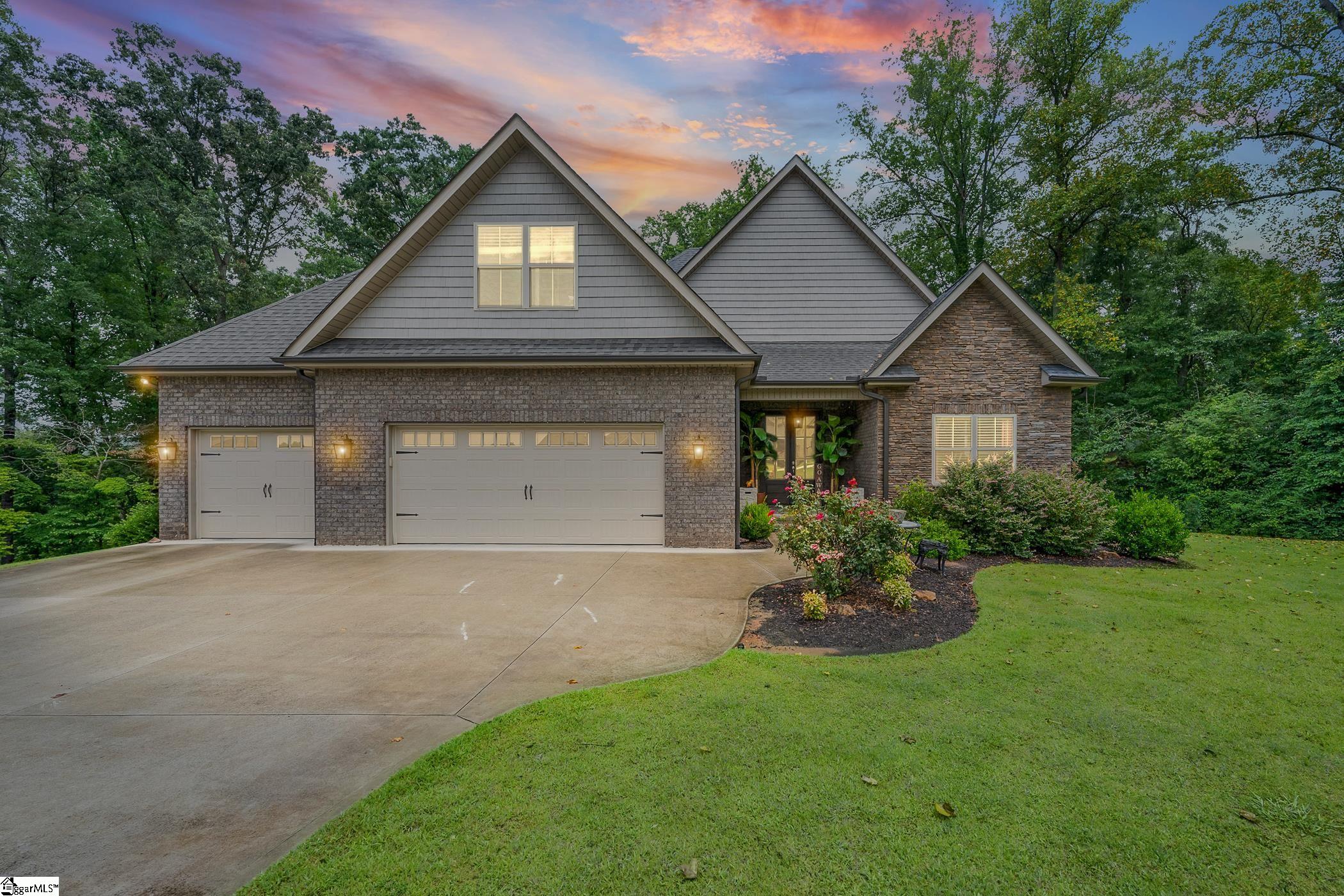 136 Siena Drive Anderson, SC 29621 - Photo 3 of 45